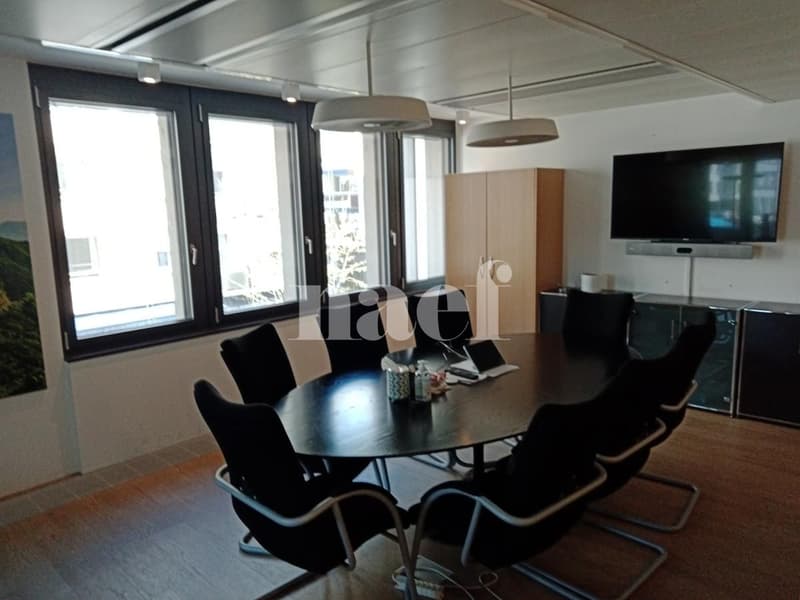 Very beautiful office on the 1st floor with terrace (4)
