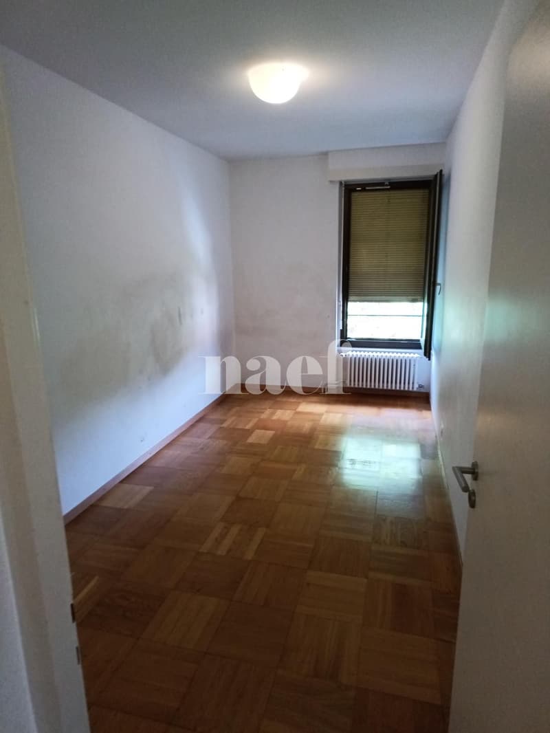 Schönes 6-Zimmer-Apartment (8)