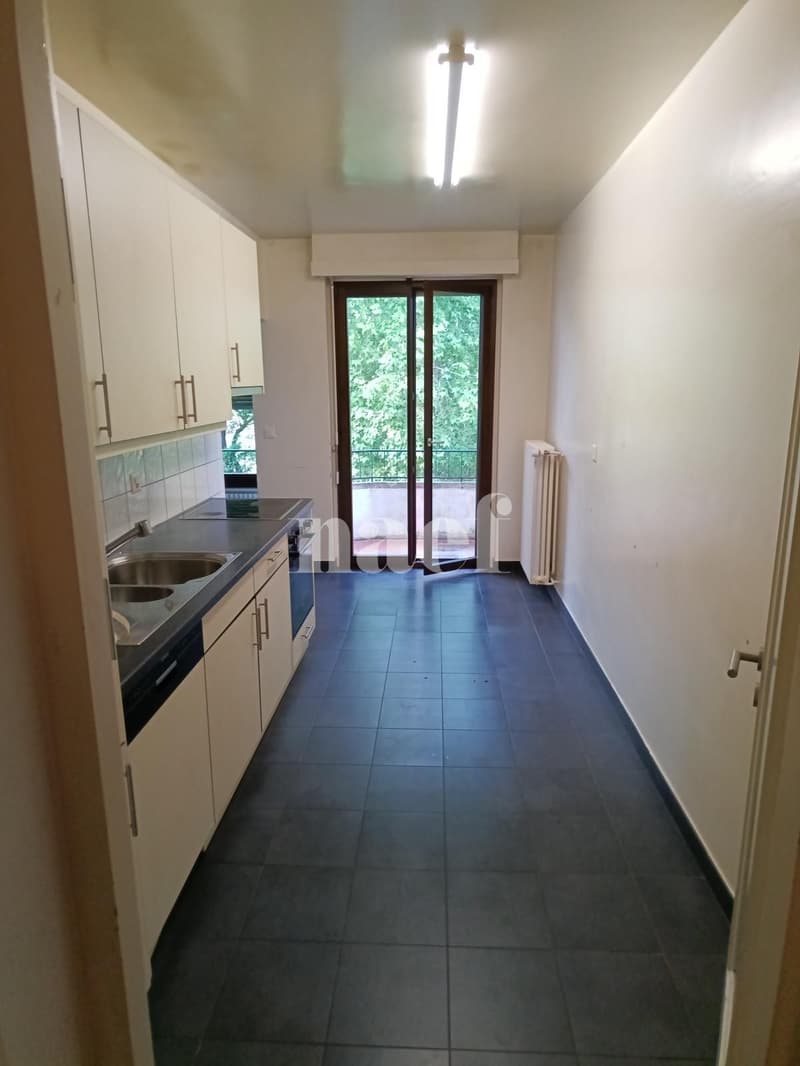 Schönes 6-Zimmer-Apartment (4)