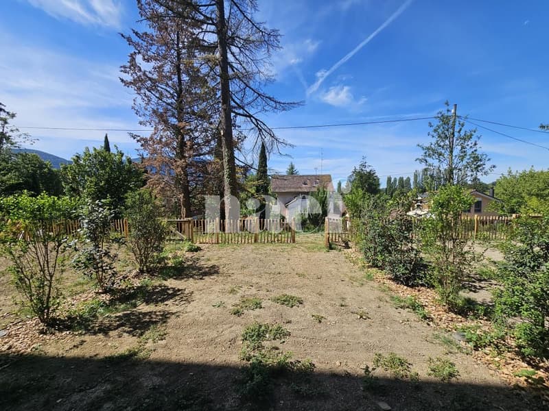 Schönes neues Apartment mit Garten (5)