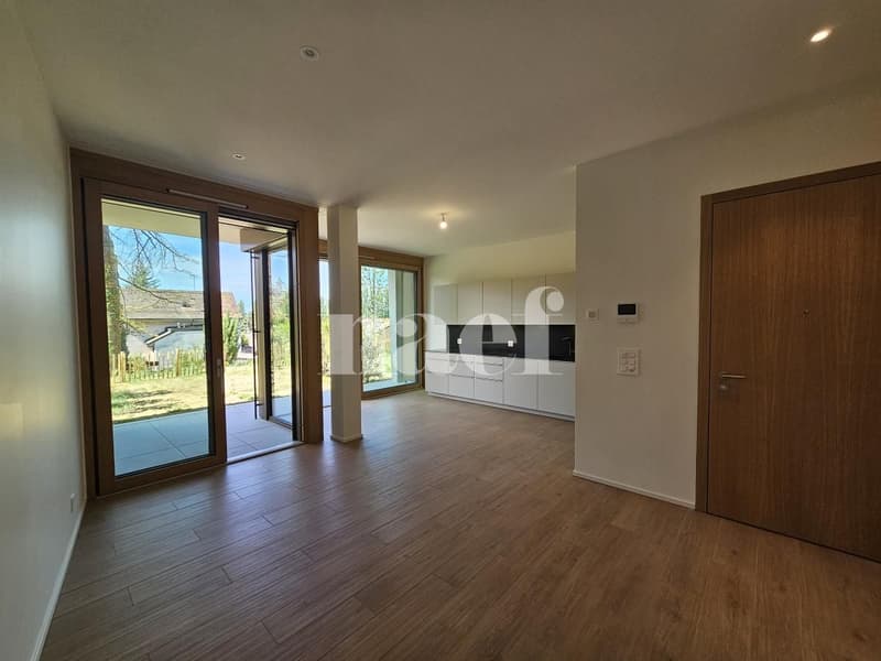 Schönes neues Apartment mit Garten (2)