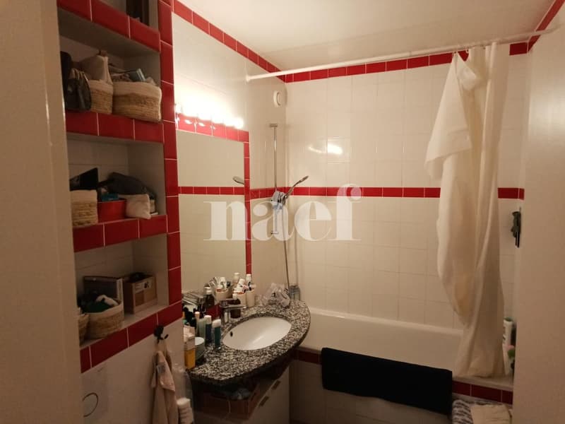 Wohnung mit 4 Zimmern und großem Balkon! (6)