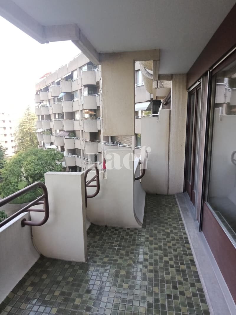 Wohnung mit 4 Zimmern und großem Balkon! (9)