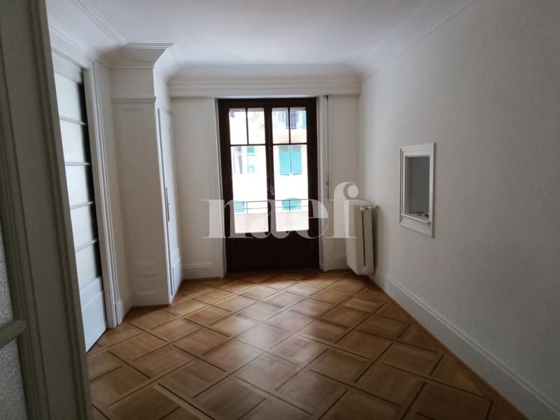 Geräumige 3-Zimmer-Wohnung mit Balkon in der Nähe des Sees zu ergattern! (5)