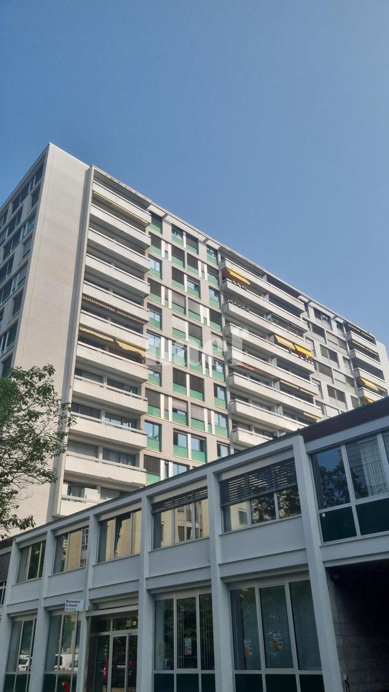 Bel appartement de 3 pièces avec balcon (1)