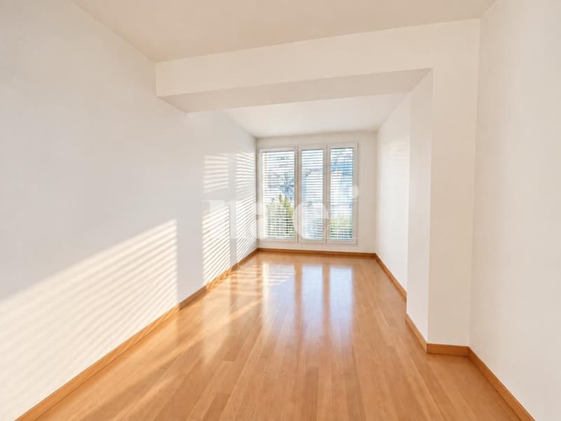 Duplex de 6 pièces avec deux terrasses Dernier étage, Versoix (11)