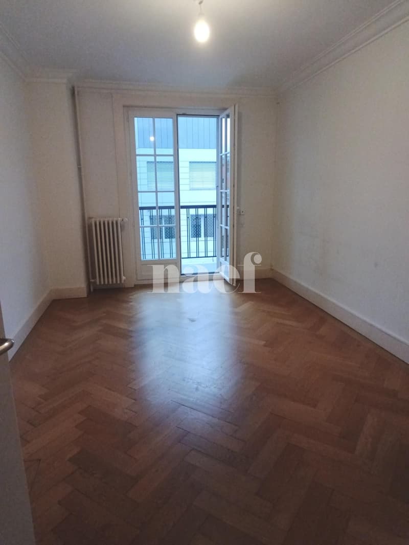 Appartement de 2 pièces au 3ème étage, proche des Hôpitaux Universitaires de Genève (6)