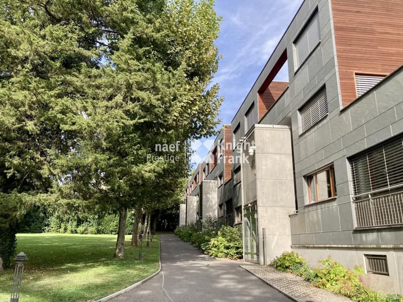 Elégant duplex au coeur de Cologny (13)