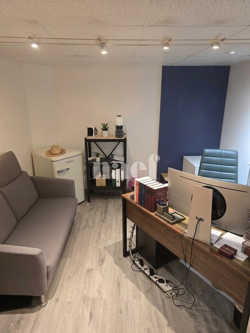 Arcade commerciale avec espace en sous-sol (6)