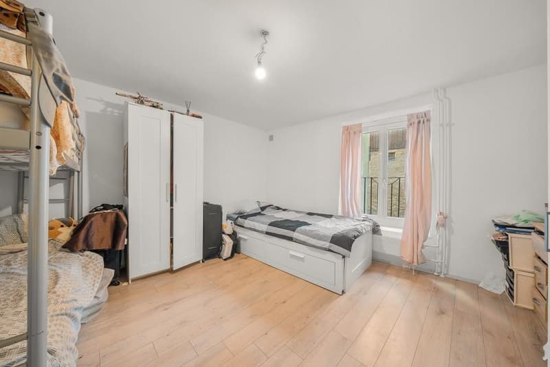 EXCLUSIVE - RENTAL PROPERTY (4)