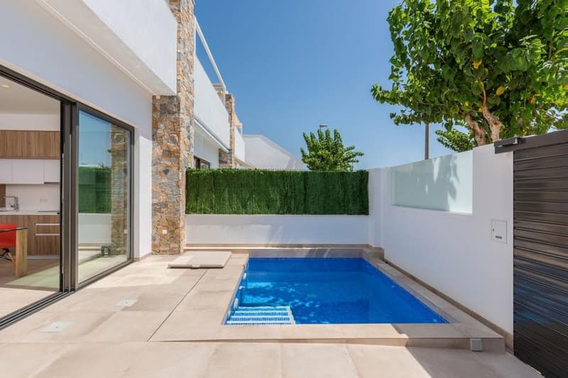 YOUR VILLA IN SPAIN AT LOW PRICES (2)