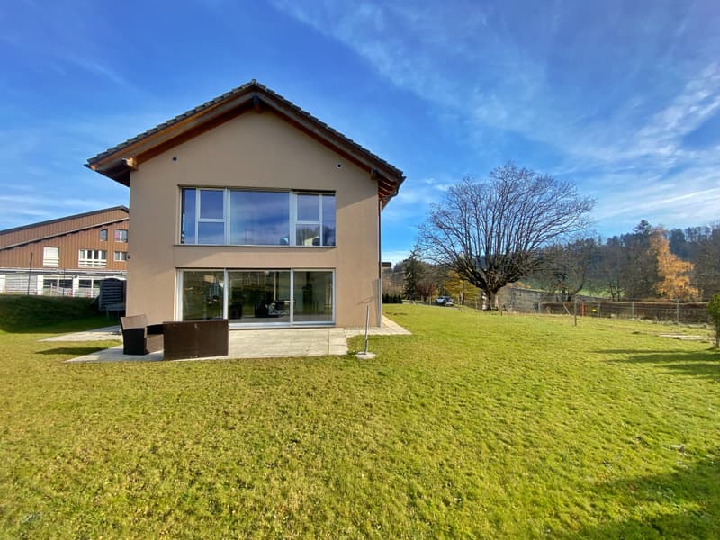 NEW PRICE - ARCHITECT-DESIGNED HOUSE IN THE HEART OF NATURE (2)