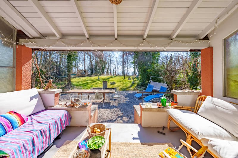 EXCLUSIVE - Elegant renovated villa in a peaceful setting (1)
