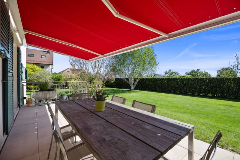 FALL IN LOVE! YOUR FAMILY NEST, SURROUNDED BY GREENERY! (6)