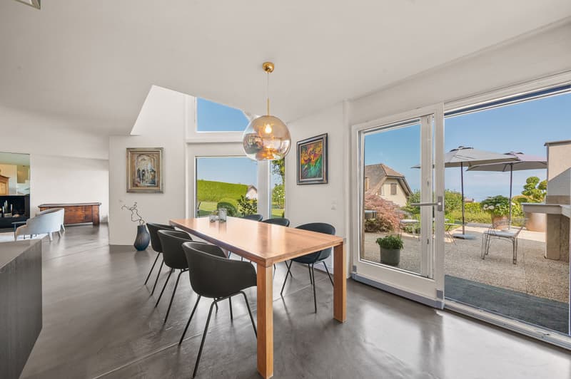 Spectacular views and modern comfort in Genolier (7)
