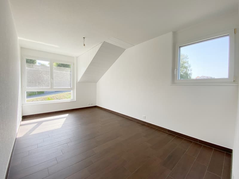 ATTIC APARTMENT WITH TERRACE IDEALLY LOCATED IN ORBE! (11)