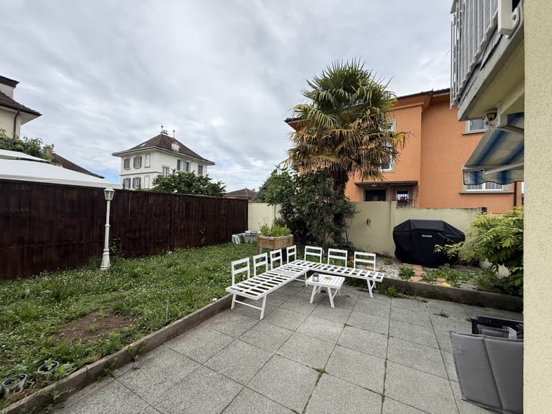 VILLA FOR RENT IDEALLY LOCATED 5 MINUTES FROM LAUSANNE (CRISSIER)! (2)