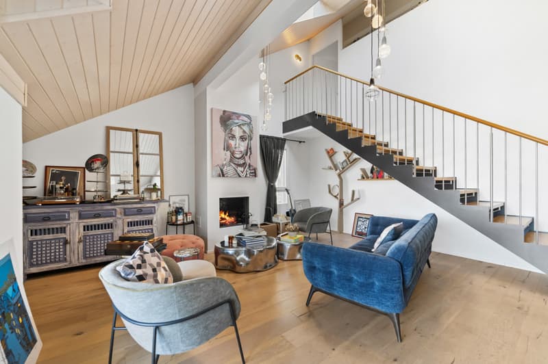 An exceptional duplex in the heart of Gland (3)