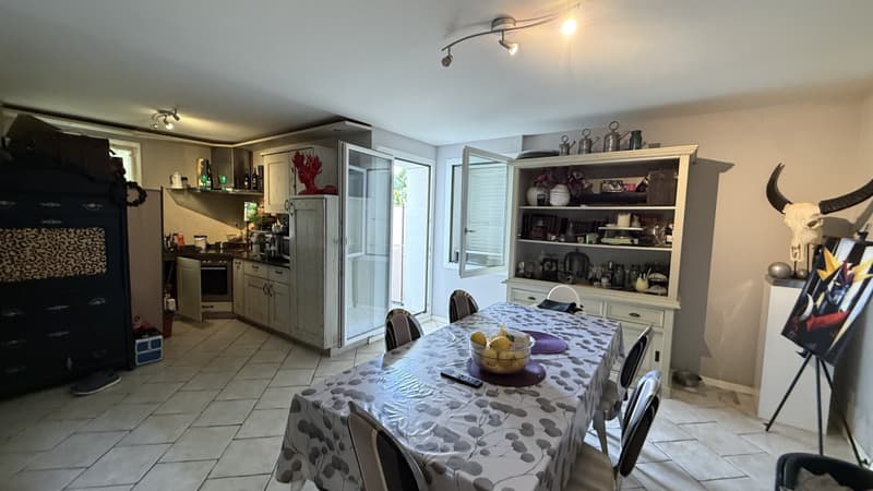 VILLA LOCATIVE IDÉALEMENT SITUÉE À 5 MINUTES DE LAUSANNE (CRISSIER) ! (9)