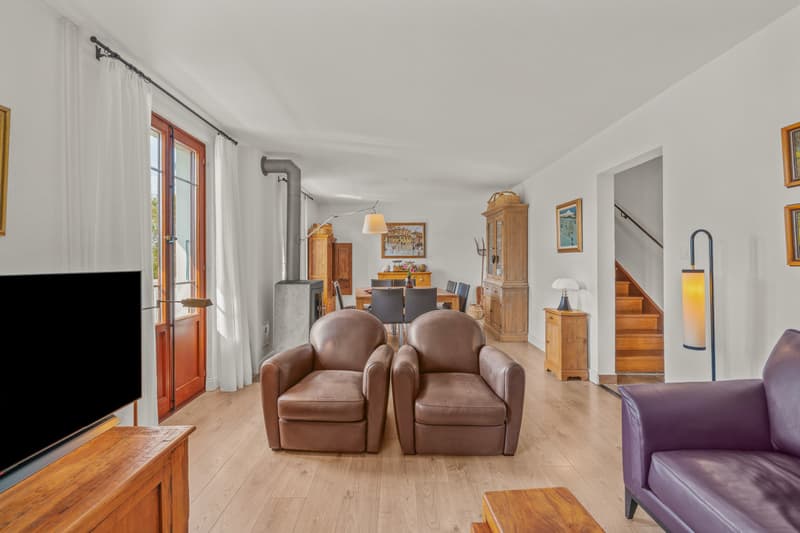 DUPLEX DE CHARME ET SON JARDIN PRIVATIF, À 5 MIN DE MORGES (4)