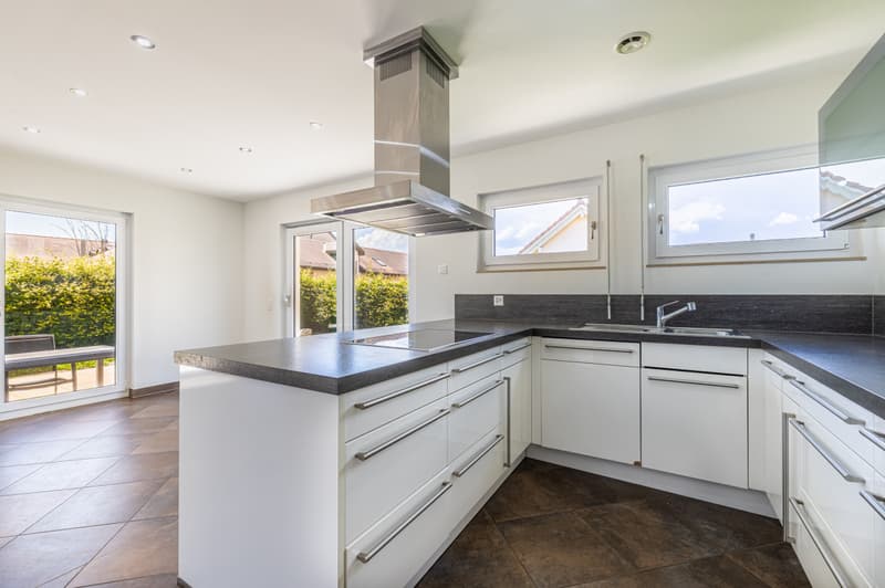 Exclusivité Proximmo - Villa individuelle Minergie 5.5 pièces à Bavois avec jardin, terrasse et garage double (3)