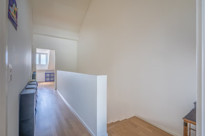 Un triplex familial aux portes de Lausanne, entre nature et confort contemporain. (9)
