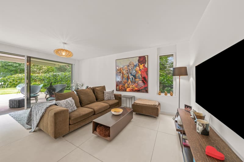 Élégance contemporaine et jardin privatif (5)