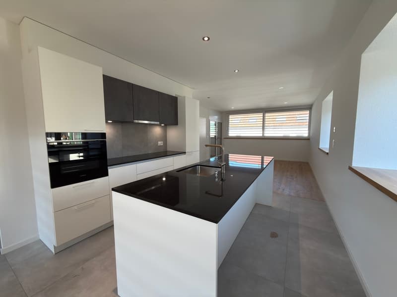 Neues 4.5-Zimmer-Triplex mit Charme im Herzen von Penthalaz (2)