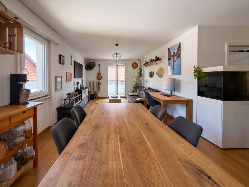 Appartement loué de 2.5 pièces avec balcon au coeur du village (1)