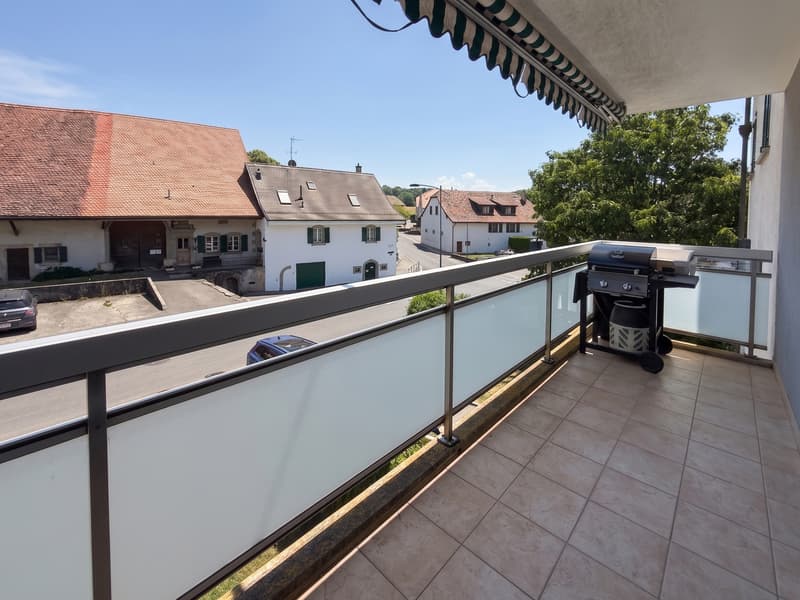 Appartement loué de 2.5 pièces avec balcon au coeur du village (3)