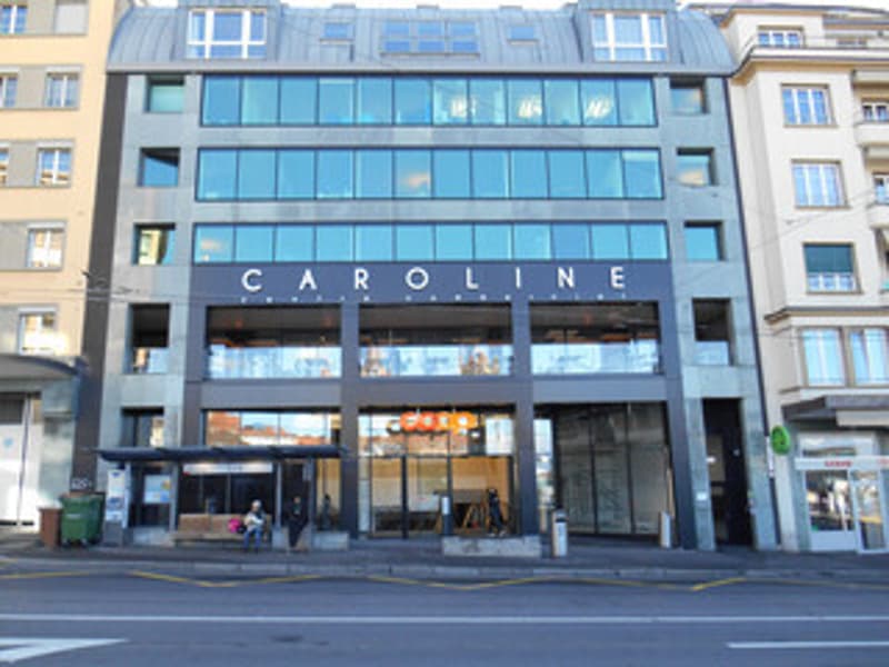 Belle opportunité au sein du centre commercial Coop Caroline (1)