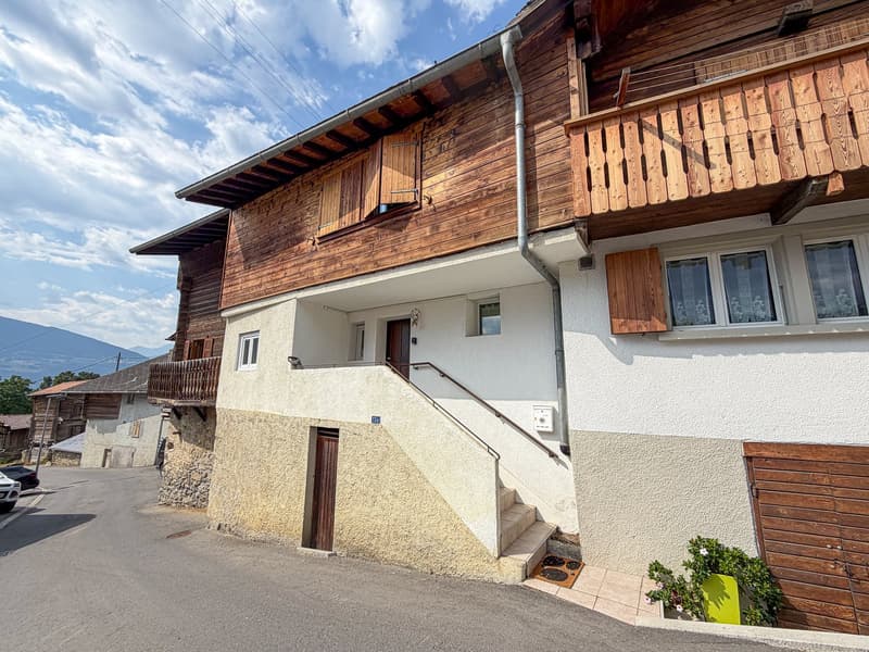 Appartement complètement atypique dans un chalet ancien à Ayent-Luc / Valais (16)