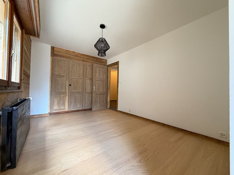 Apartment 2.5 rooms renovated with large south and west terrace in Ovronnaz/VS (7)