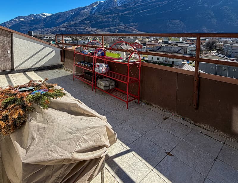 Au centre de Fully/VS, incroyable appartement en attique de 5.5 pièces (7)