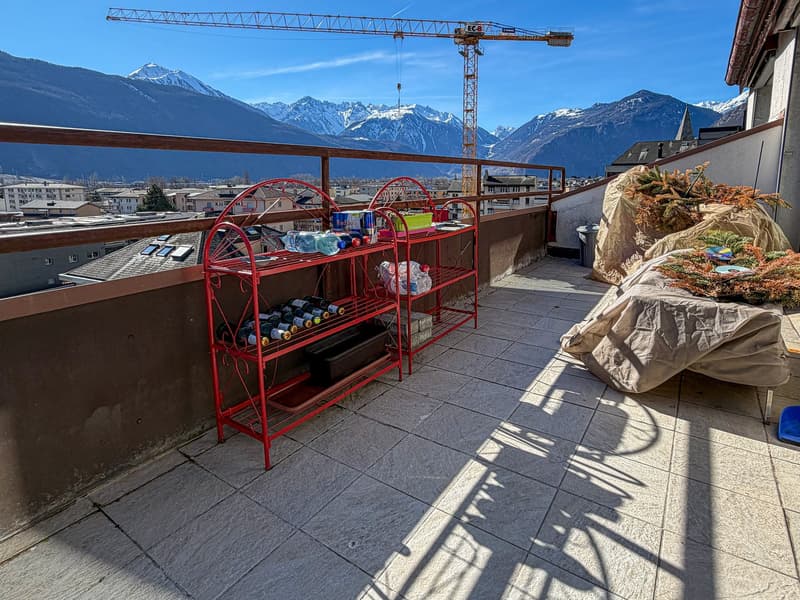 Au centre de Fully/VS, incroyable appartement en attique de 5.5 pièces (8)