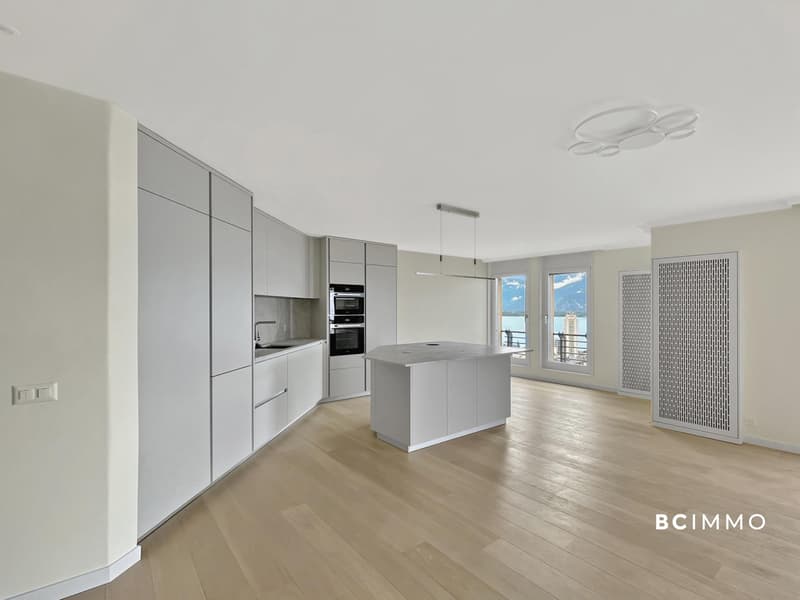 Élégance contemporaine avec vue panoramique sur le lac (4)