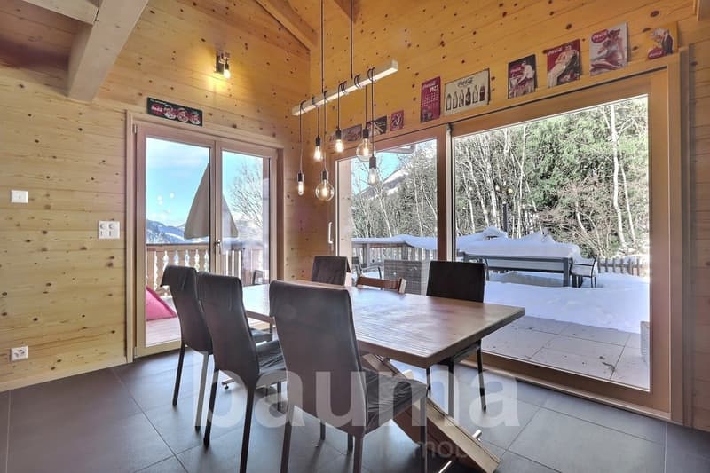 Chalet with two dwellings (4)