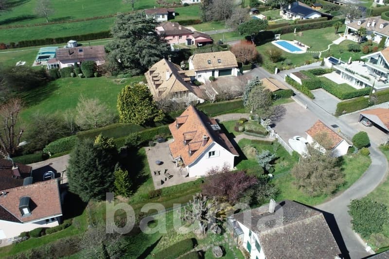 Parcelle pieds dans l'eau avec deux villas (9)