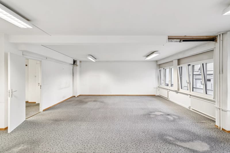 Lokal gewerblich ca. 150,30 m2 im 1. Stock (6)