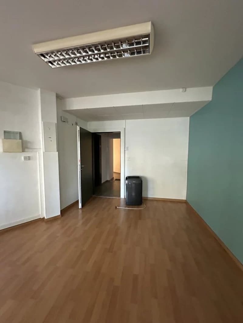 Commercial space on the 1st floor of 69m2 (7)