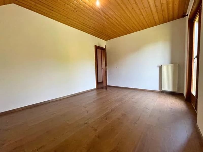 Reihenhaus mit 6 Zimmern (6)