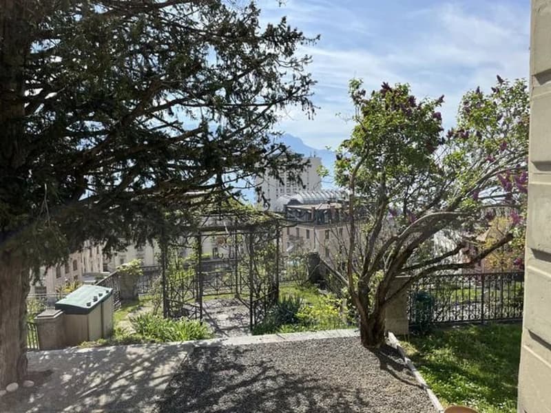 Wohnung mit 4 Zimmern im Hochparterre (6)