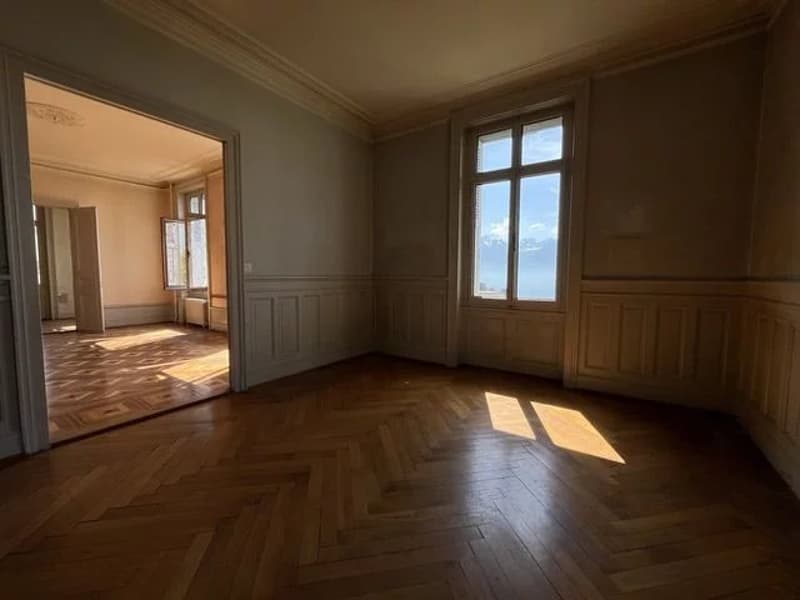 Wohnung mit 4 Zimmern im Hochparterre (8)