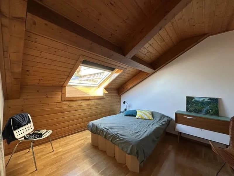 Appartement de 2.5 pièces mansardé au 1er étage (6)