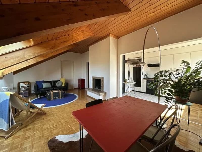 Appartement de 2.5 pièces mansardé au 1er étage (5)