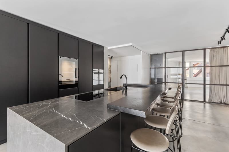 Beautiful apartment/loft on the 4th floor with 2.5 rooms and possibility to make it 3.5 rooms, 150m2 (2)