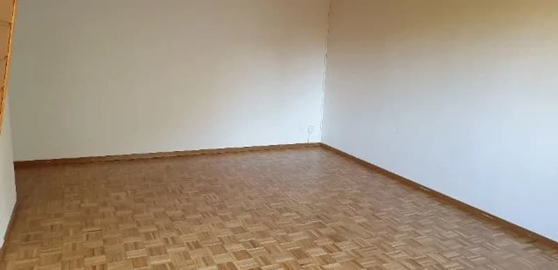 Appartamento sovvenzionato di 2 locali al 4° piano (3)