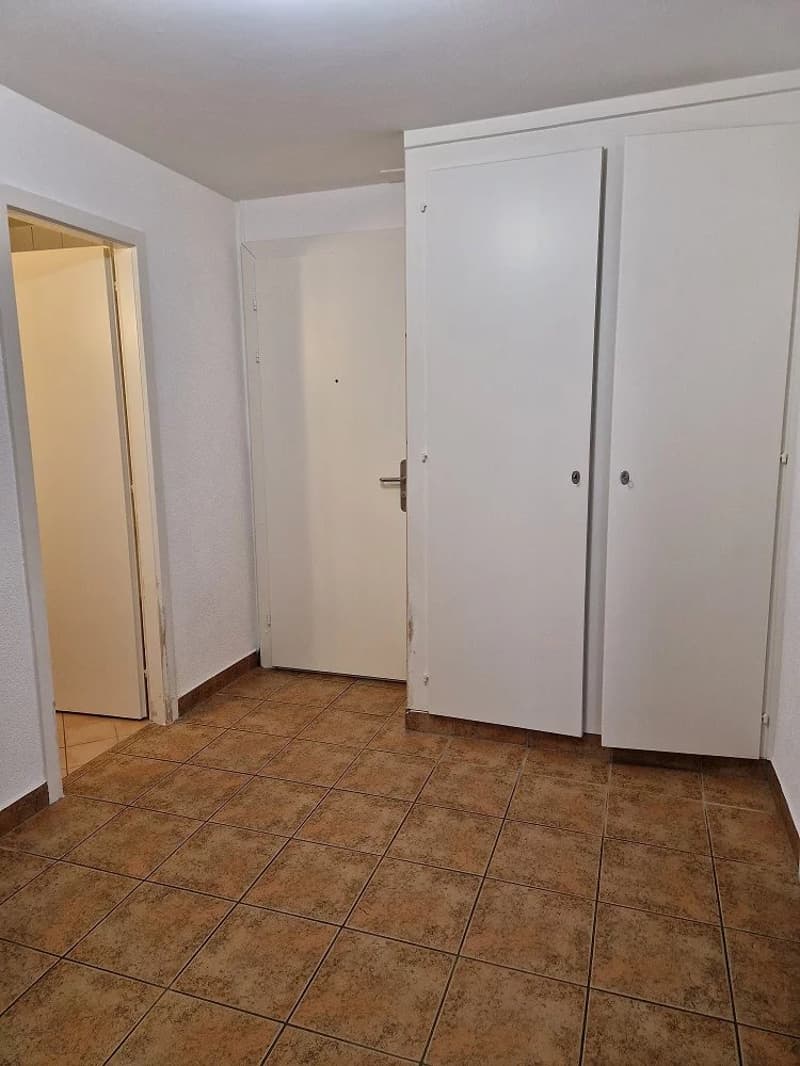 Wohnung mit 3 Zimmern im 1. Stock (5)