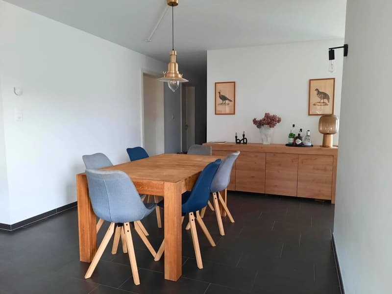 Appartement de 4.5 pièces au 1er étage d'env. 110m2. (3)