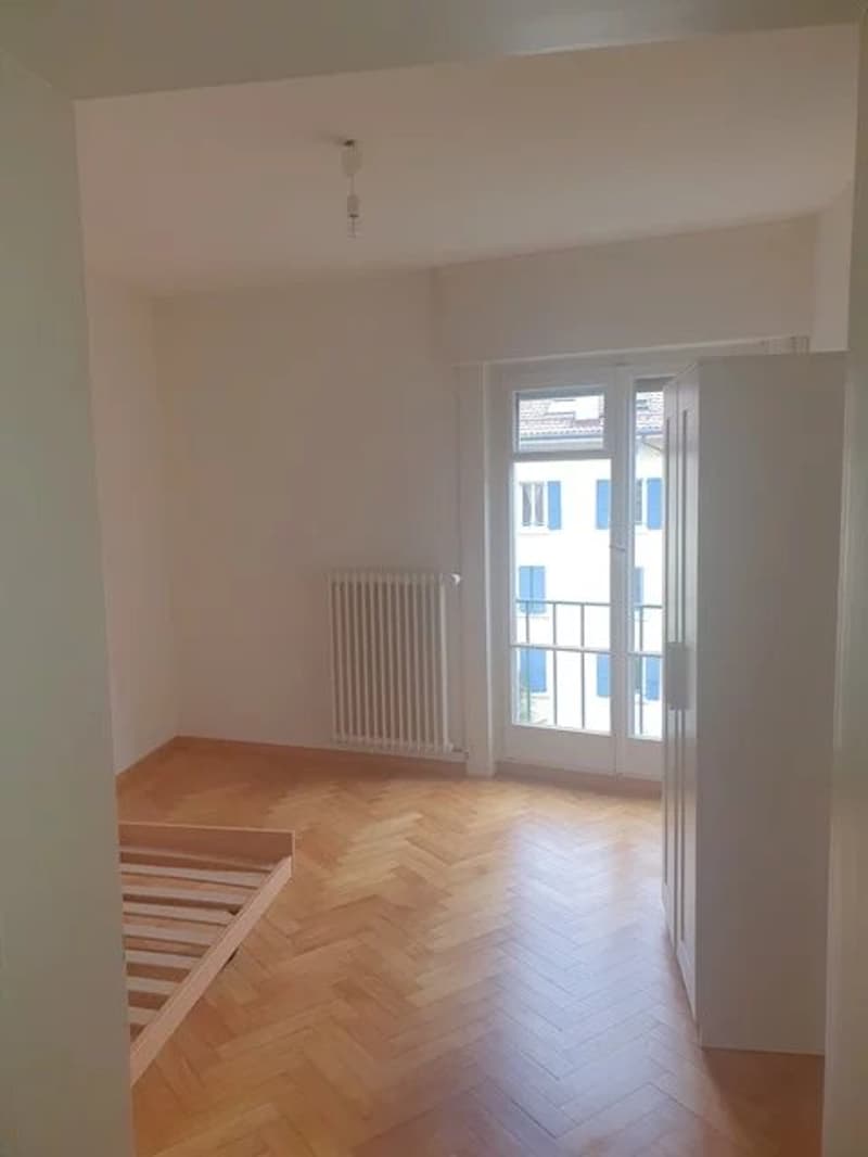 Appartamento di 2,5 locali al 3° piano (2)